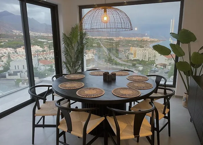 Luxury With Panoramic Views And Infinity Pool Villa Nerja