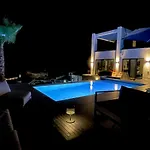 Luxury With Panoramic Views And Infinity Pool Villa Nerja