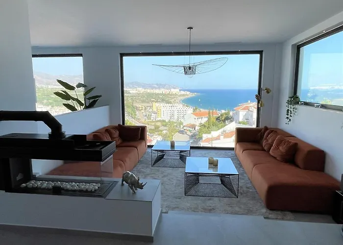 Villa Luxury With Panoramic Views And Infinity Pool