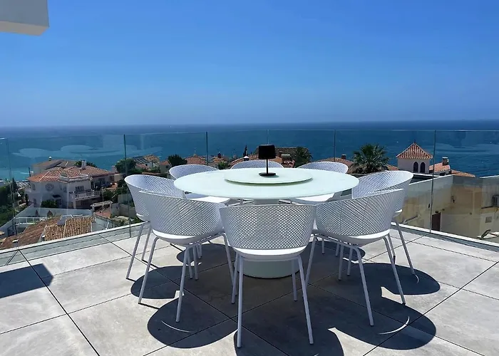 Luxury With Panoramic Views And Infinity Pool Нерха