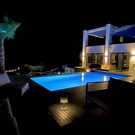 Luxury With Panoramic Views And Infinity Pool ヴィラ ネルハ