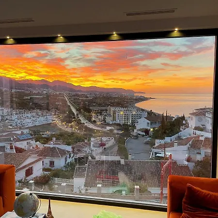 Luxury With Panoramic Views And Infinity Pool فيلة